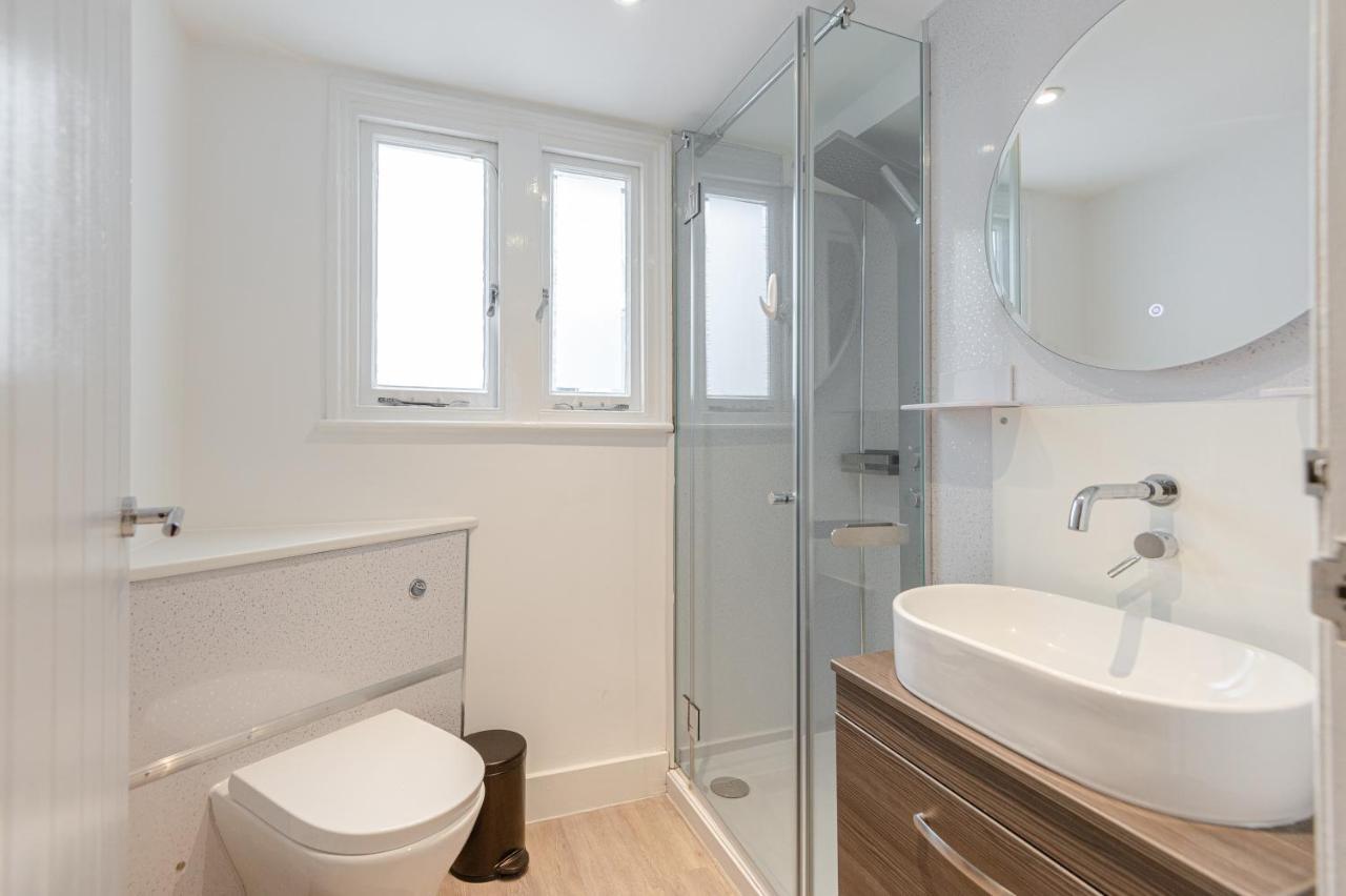Kensington 2 Bed 2 Bath Apartment For 5 Guests Londra Dış mekan fotoğraf